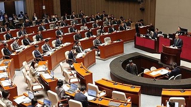 여야, 특활비·예비비·지역화폐 놓고 '예산 힘싸움' 본격 돌입