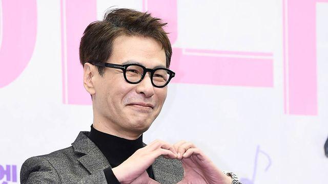 윤상, 러블리즈 콘서트 왔다…