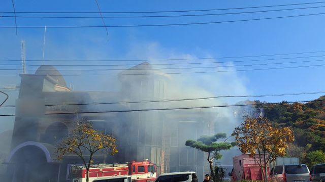 전북 정읍 노인복지센터에서 불…