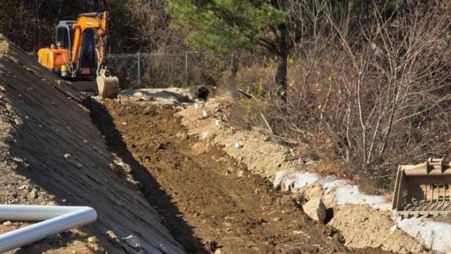 강원 화천 고속철 공사장에서 발견된 포탄 발화…인명 피해 없어