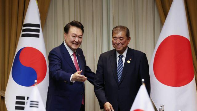 한일 정상, 한달만에 조우… 