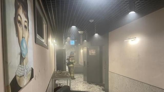 안산 모텔 건물서 화재…52명 구조·2명 중상