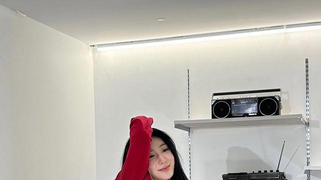 군살 없는 복근과 완벽한 골반 라인, 이채연의 트레이닝 셋업