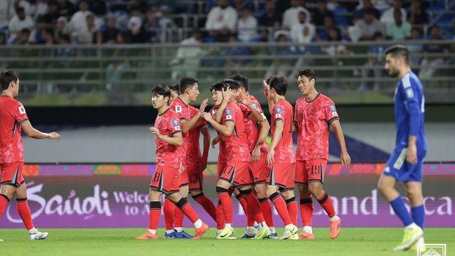 반환점 돈 북중미행 여정…여유로운 ‘아시아 3강’, 최초 진출 노리는 다크호스들