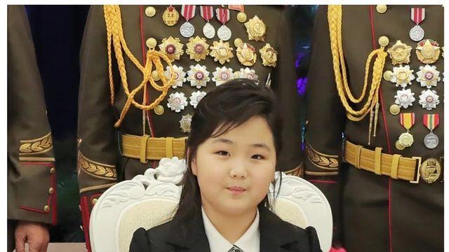 북한 상류층이 최근 절망했다는 순간 . JPG