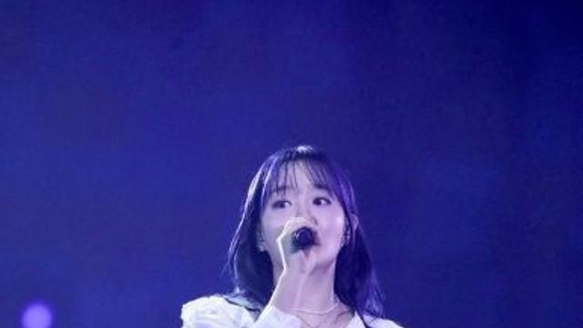 윤하, 신곡 라이브+댄스+콘셉트 혼연일체! ‘GROWTH THEORY’ 투어 서울서 성공적 포문