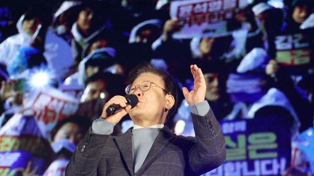 민주당 스피커들 일제히 “정적 죽이기”...사법부 판단에 '정치 판결'