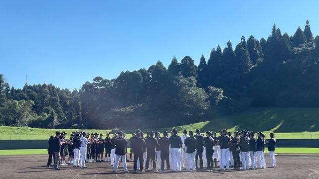 이럴 수가! 한화 'FA-보상선수 만남' 운명의 장난이라니…'환영의 박수'+'눈물의 이별' 공존했다 [미야자키 현장]