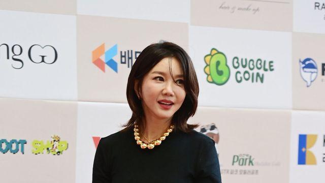 조은숙, 조심스런 입장