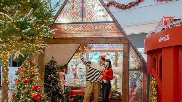 '크리스마스는 여기서' 스타필드, 코카콜라·레고·쿠키런 성탄 테마 공개