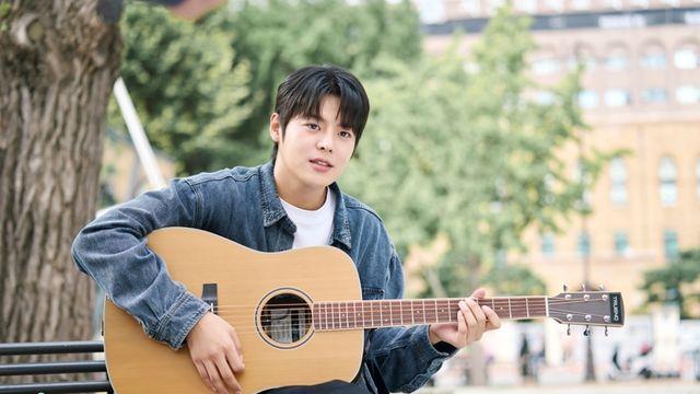 려운, 반항기 가득한 아이돌 연습생 신분…데뷔는 까마득(나미브)