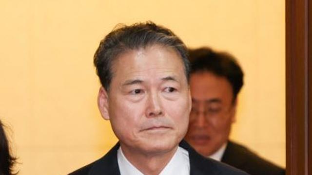 통일장관 “북한이탈주민, 통일 준비 동반자로 역할 주목”