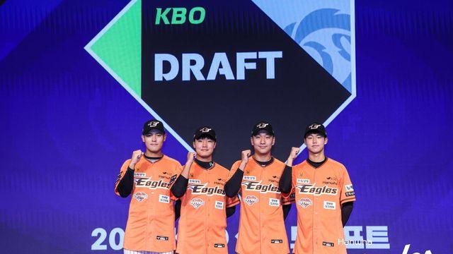 한화 또 신인 '초대박' 예감? 김경문 감독 