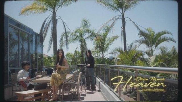 '뉴진스 다니엘 친언니' 올리비아 마쉬 신곡 글로벌 호평 