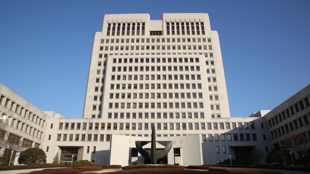 대법, '부산 180억 전세사기' 50대 여성 징역 15년 확정...법정 최고형