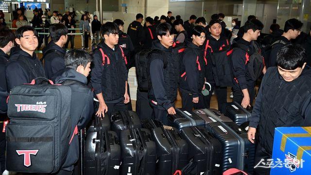 KBO 10개 구단 2025시즌 준비시계 빨라진다
