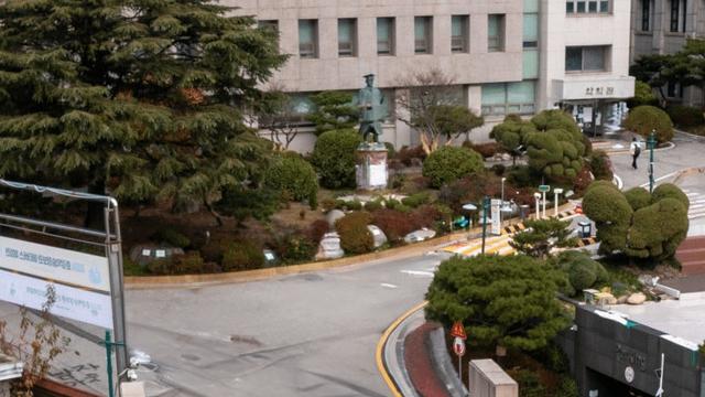 동덕)동덕언냐들 대신 락카 청소했어용 ㅠㅠ
			44ㄷㄷㄷ