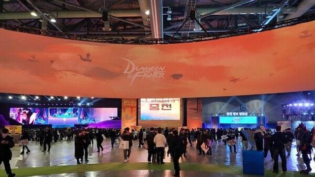 [현장] ‘던파’ 팬 총 집결!... 신규 지역 ‘중천’과 ‘븜사람’으로 꾸며진 ‘2024 던파 페스티벌’ 2부