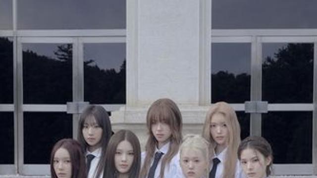 엠넷 '아이랜드2' 걸그룹 이즈나, 미니음반 '엔에이'로 데뷔