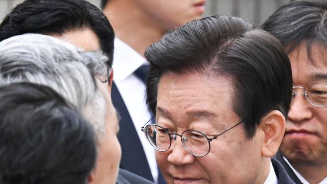 유죄, 그리고 무죄…이재명 한숨 돌렸나? 여전히 남은 '사법 리스크' 불씨들