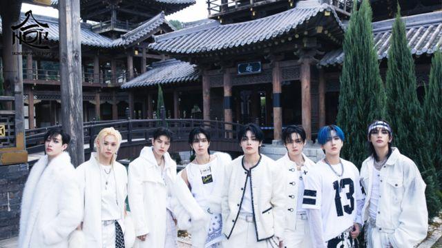스트레이 키즈, 새 앨범 '合 (HOP)' 티저 이미지 속 강렬한 아우라! 글로벌 팬심 관통!