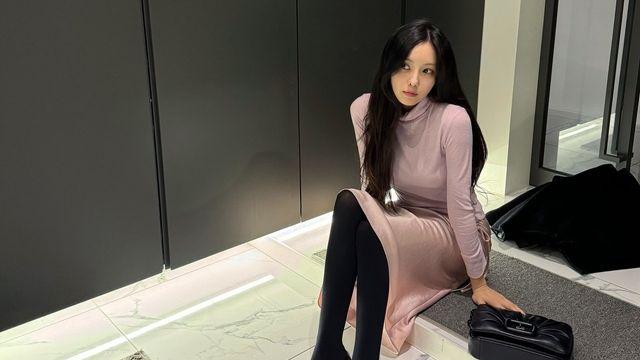 효민, 핑크 매직으로 완성한 러블리한 겨울룩