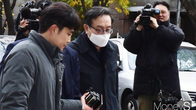 '친인척 부당대출 의혹' 손태승 전 우리금융 회장 구속영장 기각