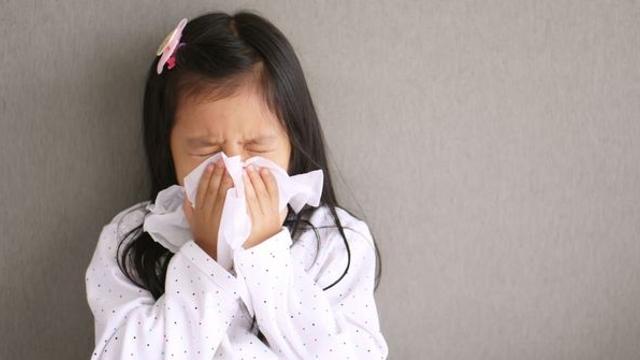 '그냥 감기'라고 무시했다간 큰일 난다…감기가 초래할 수 있는 4가지 치명적 후유증