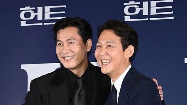 '정우성과 커플 아이디' 이정재, 인스타 올렸다…DM 유출vs작품홍보 극과 극