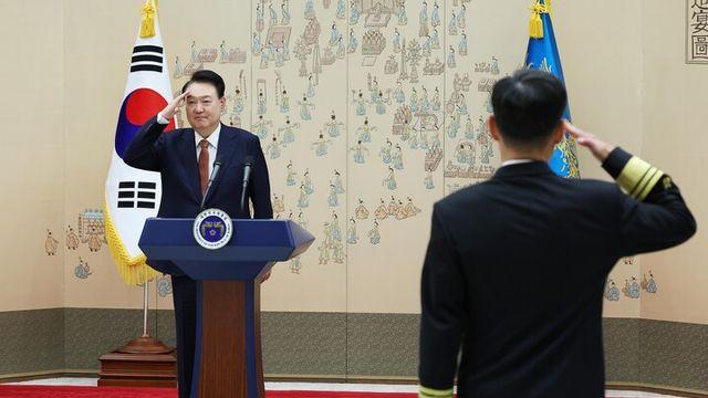 윤 대통령  ”장병들이 대비태세 확실하게 유지하도록 잘 지도해달라”