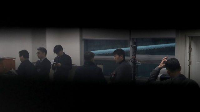 [포토] 영화 스틸컷? 국민의힘 당사 압수수색하는 검찰