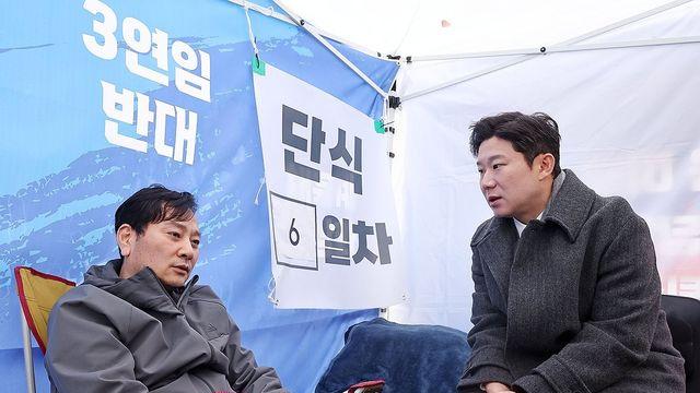 단식 현장 방문한 진종오 