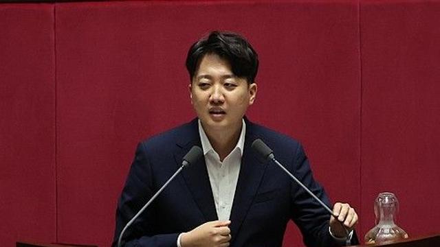 '김여사 특검법 찬성' 개혁신당, 상설특검 규칙 개정엔 반대표