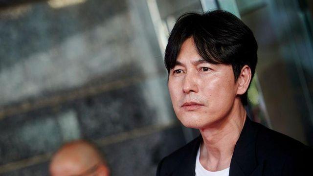 한국 스타 배우의 '혼외자 논쟁', 전국적인 논쟁을 불러일으키다