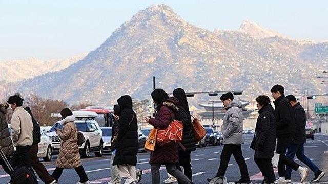 폭설 뒤 첫 주말 날씨는…춥겠지만 큰 눈·비 없어