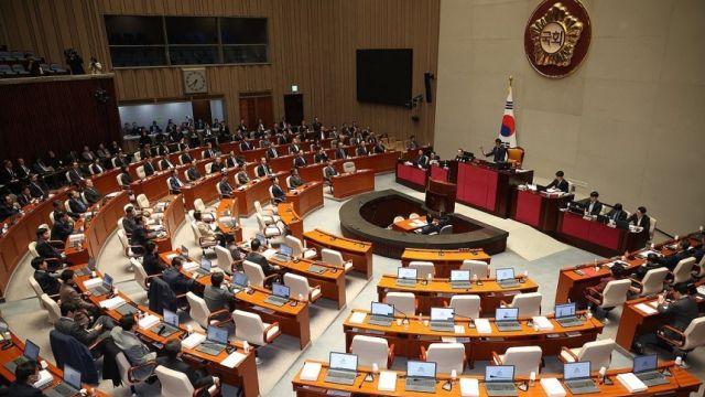 야, ‘예산 감액안’ 예결위 단독 처리…여 반발 퇴장