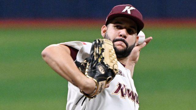 벤자민 후임 찾는 KT, 헤이수스 영입하나…