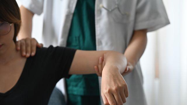 ‘어깨충돌증후군’ 계속 재발한다면 ‘이것’에 집중