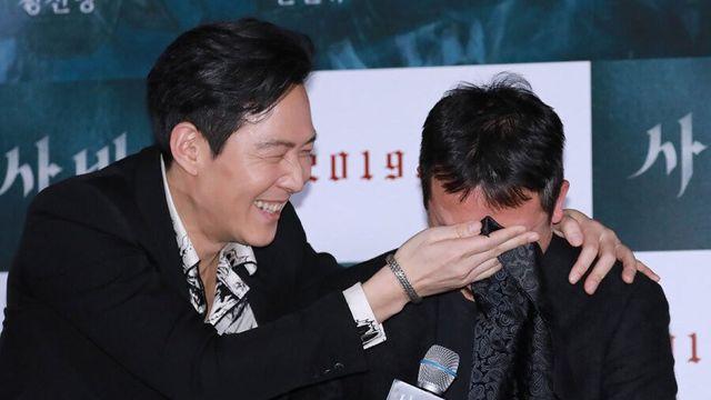파묘 장재현 감독이 5년전 제작발표회에서 울었던 이유