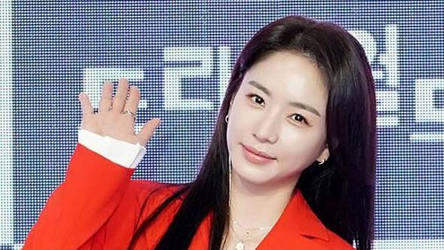 김사희, 오늘(30일) 두살 연상 사업가와 결혼…품절녀 된다