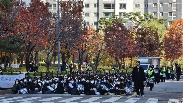 김동연, “신천지 대관 취소, 종교 탄압 아니다…경기도민 안전을 위한 것”