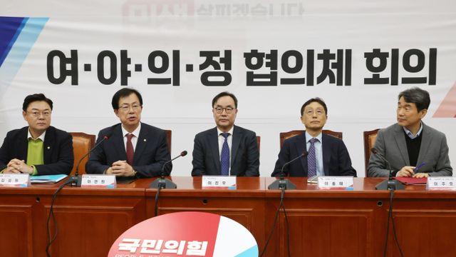 여당, 정부에… 