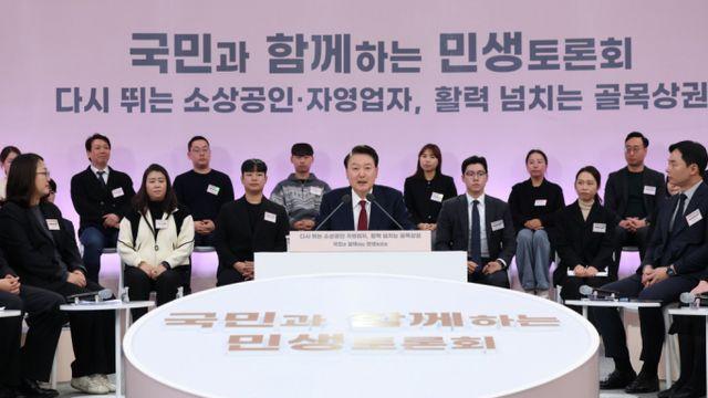 소상공인 대출 장기 분할하고 금리 감면… 상생금융 '시즌2' 나온다