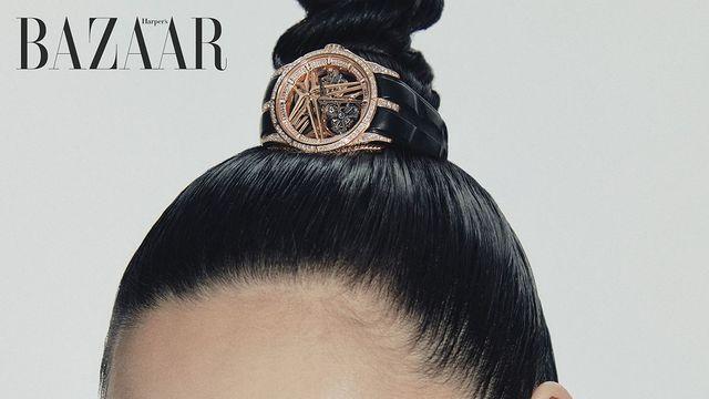 시계를 꼭 손목에만 착용하란 법은 없다