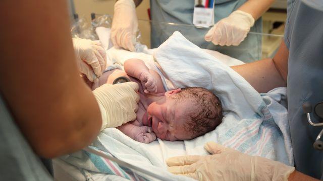 내년부터 제왕절개 분만 시 진료비 본인부담 무료