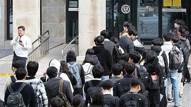 연세대 '롤러코스터' 논술…법원 기준은 채점결과·전파여부