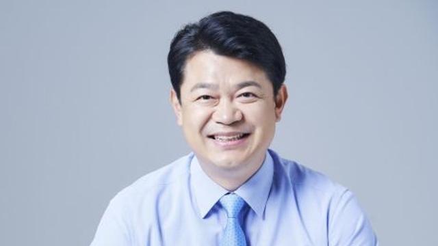 복기왕, 방치건축물 정비 활성화 2법 발의