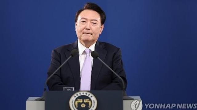 尹대통령, 비상계엄 선포…
