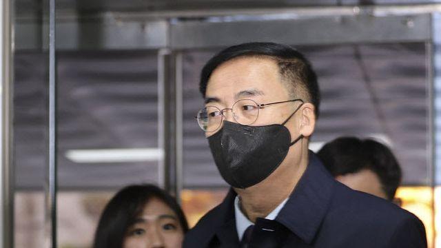 검찰, '아들 특채' 김세환 전 선관위 사무총장 불구속 기소