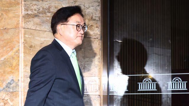 [이사람] '67세' 우원식 의장, 국회 담 넘어 계엄 막았다...긴박했던 그 밤